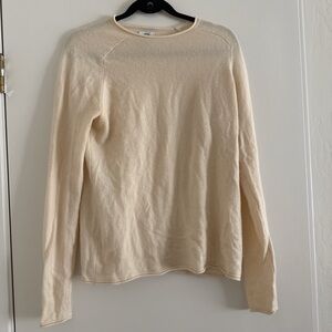Vince Soft Beige 100% Cashmere Knit sweater